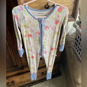 Little sleepies OG floral 6-12
